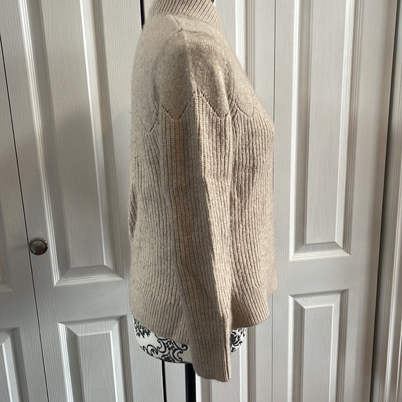 WOOLRICH Pullover Sweater Medium - Picture 3 of 8